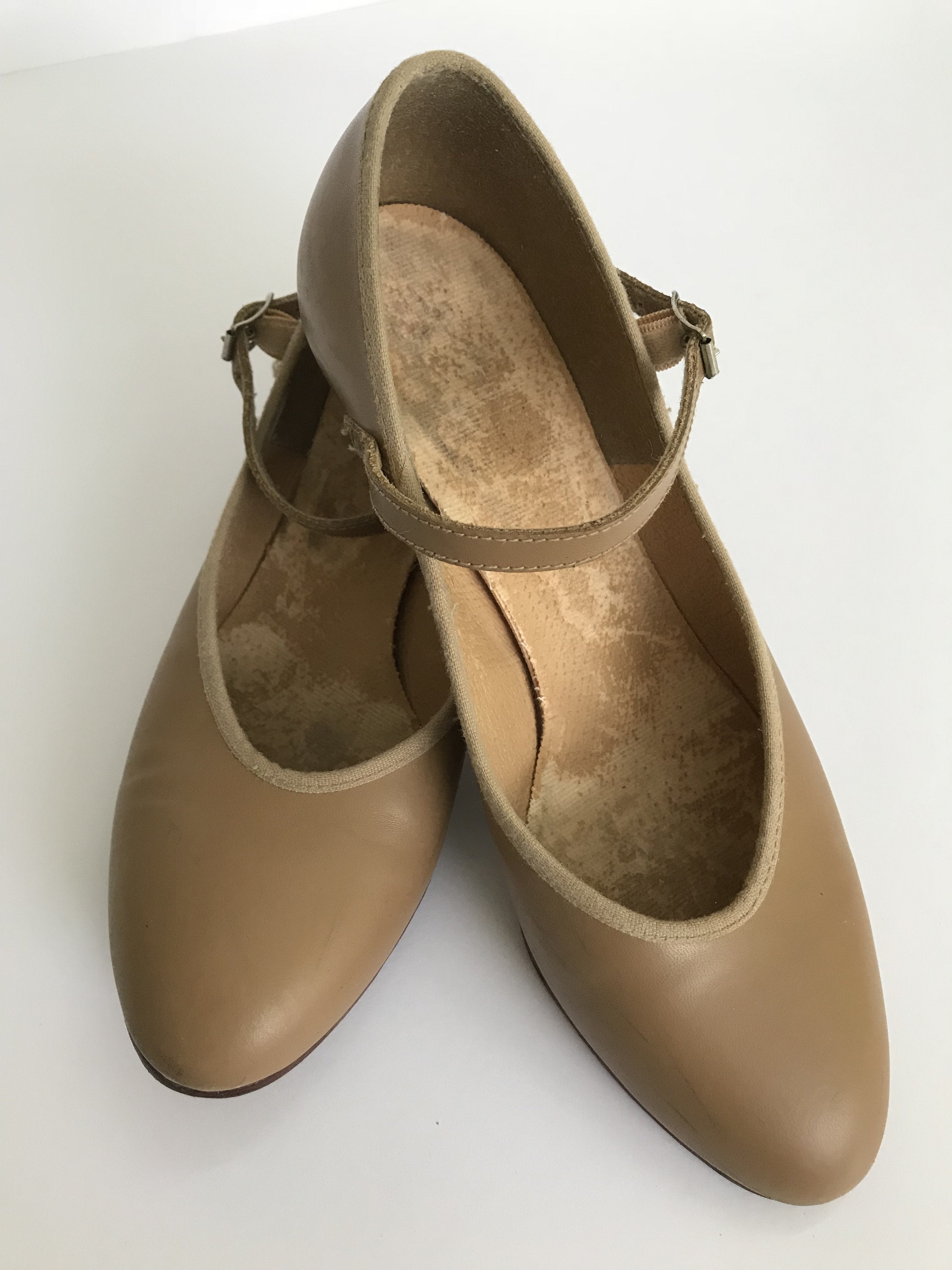 Pair of Second Hand Chorus Heels in Tan