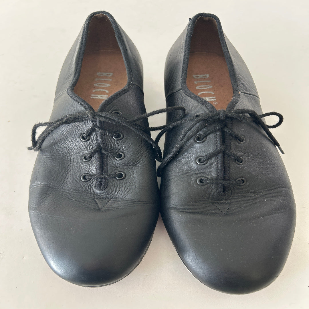 Bloch Lace Up Tap Shoes in Black