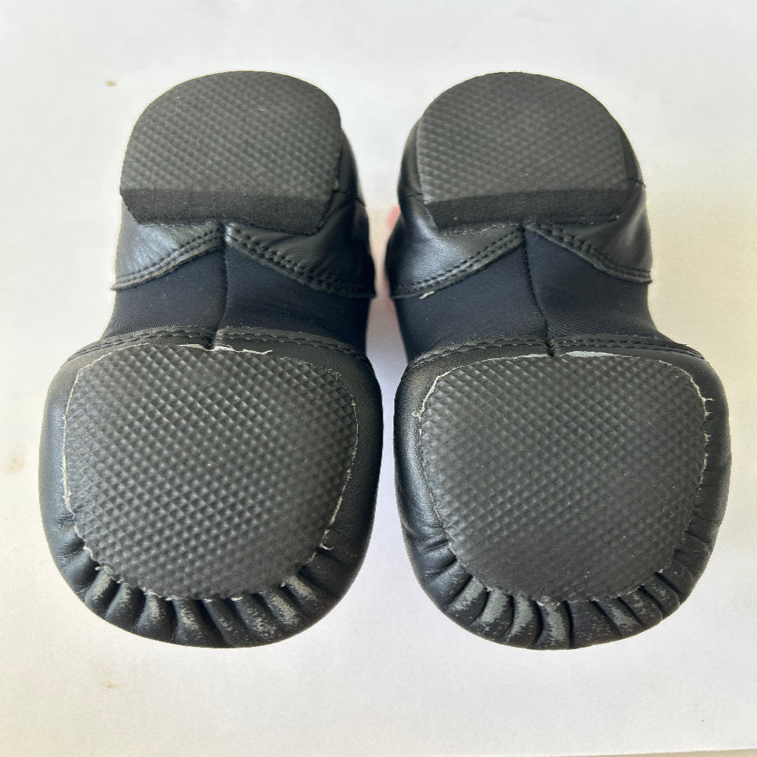 DanceYou Black Jazz Shoes in child size 13.5 - Second Hand 