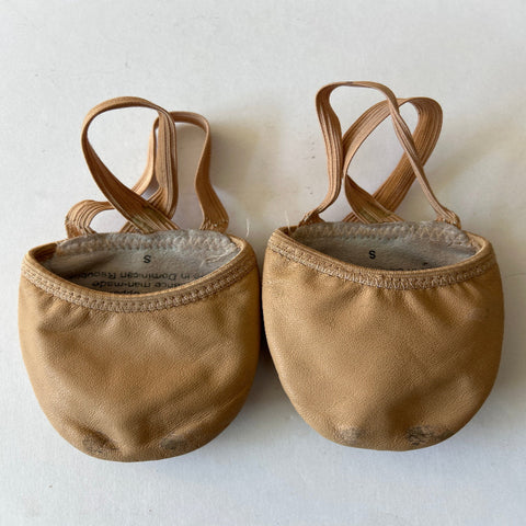 So Danca Canvas Half Ballet Shoes in size Small - Second Hand 