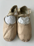 Bloch Ballet Shoes (Size 5.5B) - Second Hand