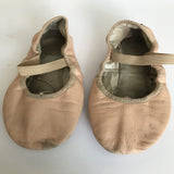 Ballet Shoes size 4C by Bloch